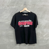 Vintage NBA Philadelphia 76ers Eastern Conference Champs 2001 T-Shirt Medium