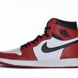 Air Jordan 1 OG "Chicago"